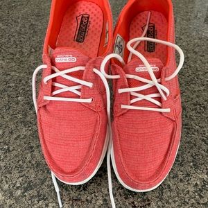 Size 8.5 Skechers red sneakers.